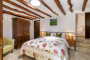Dormitorio 1 con escalones a anexo con cama individual